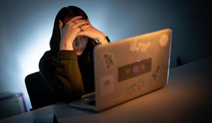 Constat de harcèlement sur internet - Illustration